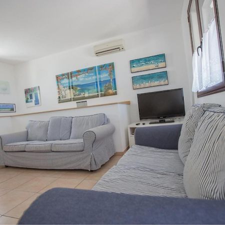 Villa Maldive Del Salento マリーナ・ディ・ペスコルーゼ エクステリア 写真