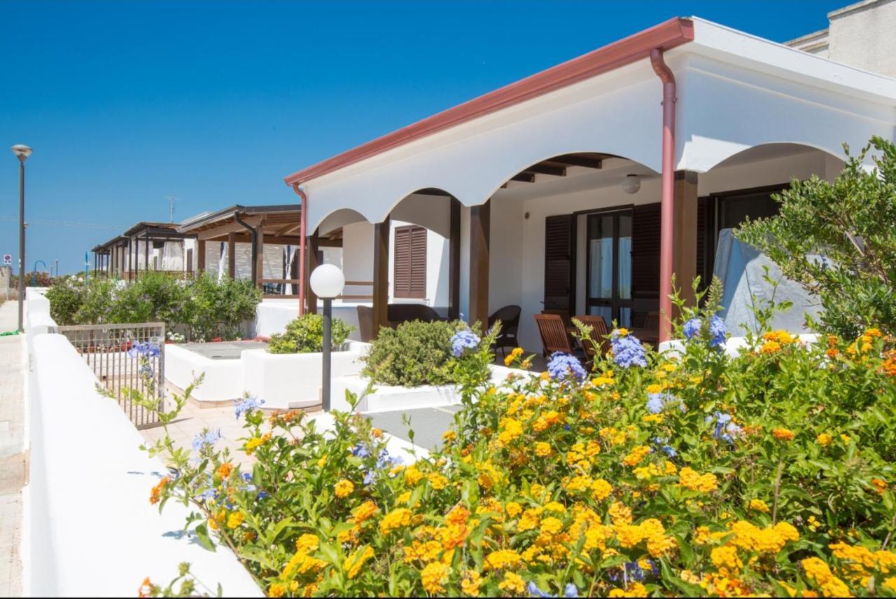 Villa Maldive Del Salento マリーナ・ディ・ペスコルーゼ エクステリア 写真